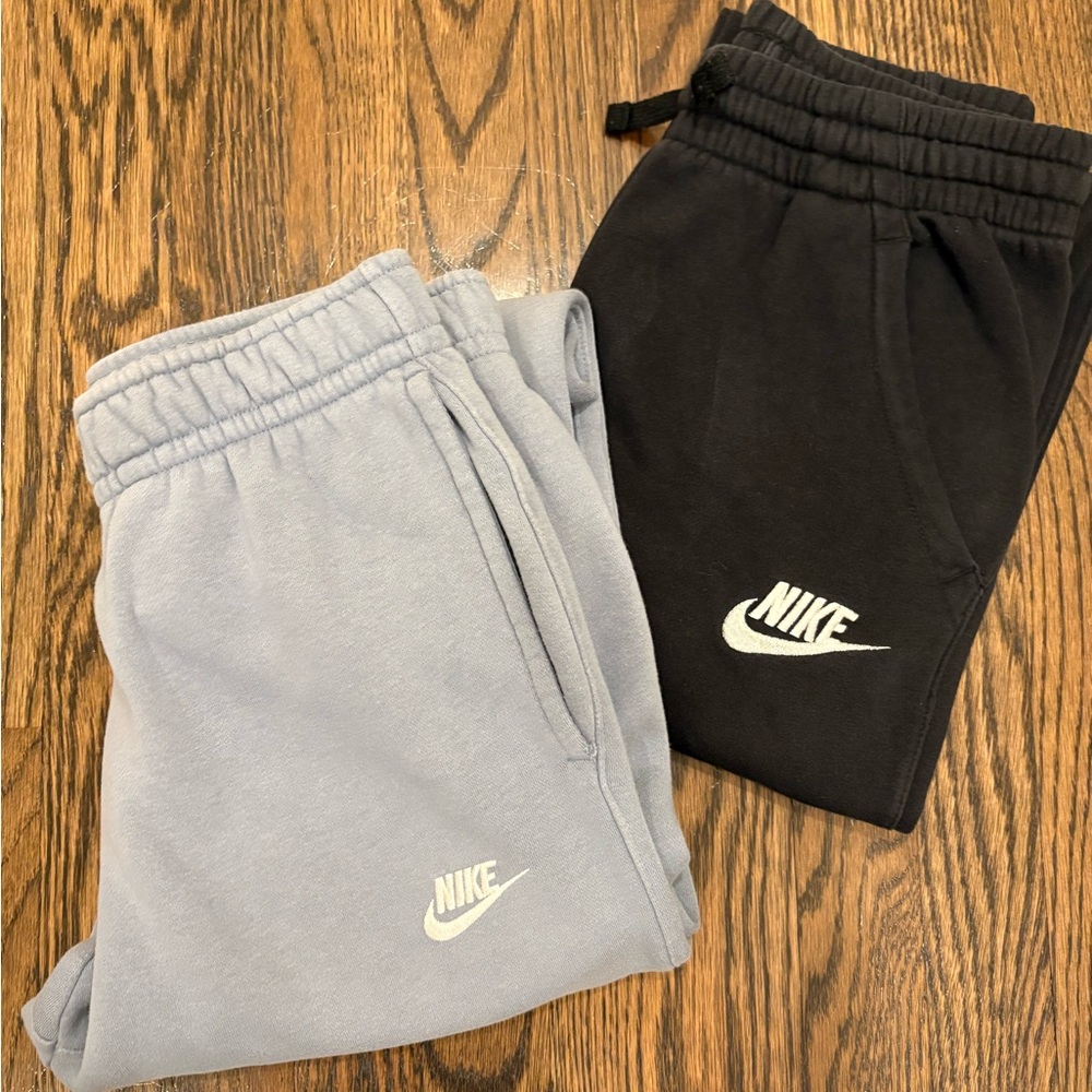 Nike Men’s Sweatpants - Slate Blue and Black. Wonderful condition barely worn.